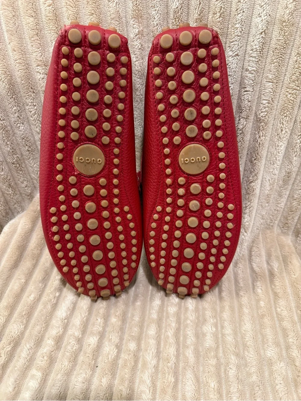 Gucci 322741 Red Pebbled driving loafers size 7 men’s. Excellent condition